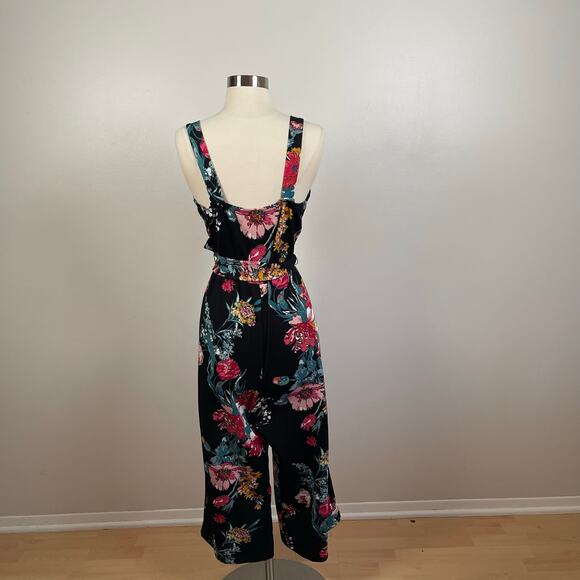 Xhilaration • Floral Jumpsuit - Picture 3 of 6